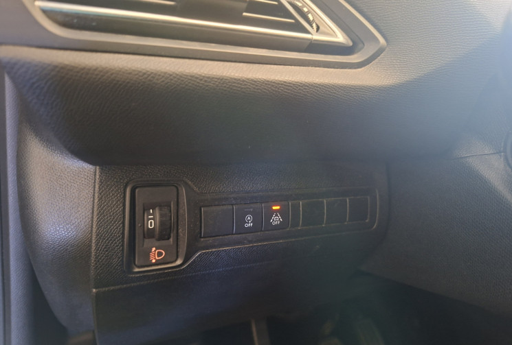 Peugeot 308 SW 1.5 BLUE HDI 100 ACTIVE BUSiNESS / DIGITAL COCKPIT / ENTRETIEN A JOUR 