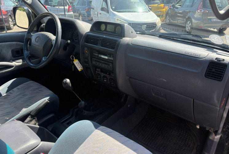 Toyota Land Cruiser 3.0 TD 125ch VX 3p