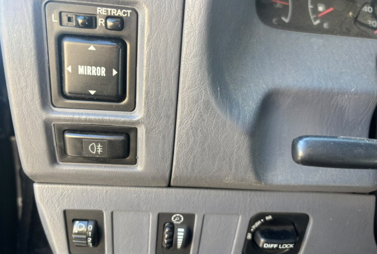 Toyota Land Cruiser 3.0 TD 125ch VX 3p