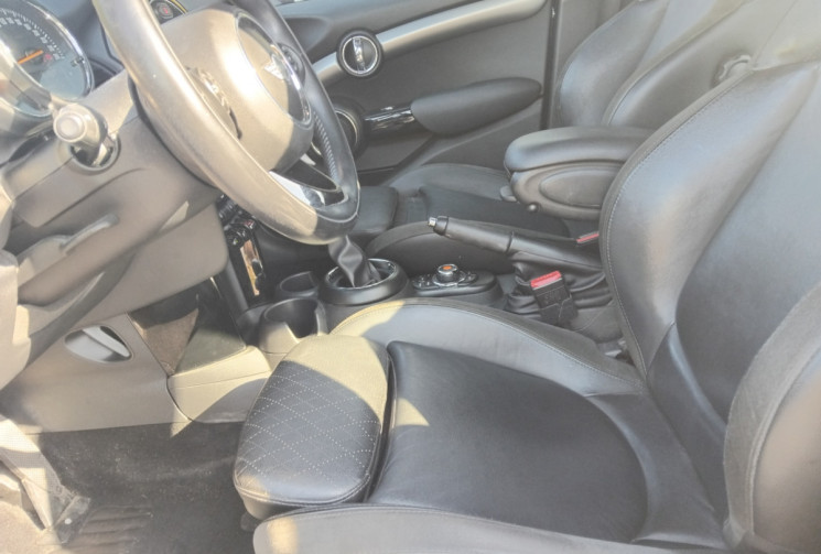 Mini MINI 5 PORTES 1.5 i 12V 136 cv - Sièges chauffants - Toit Ouvrant