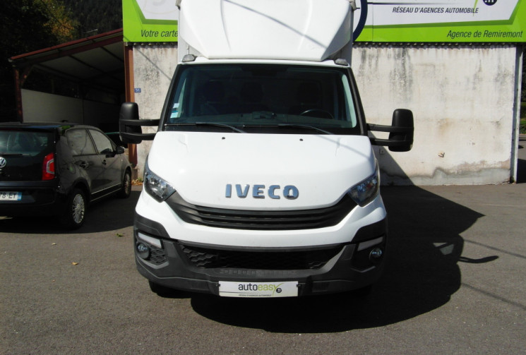 Iveco Daily BACHE 35C18 180CV