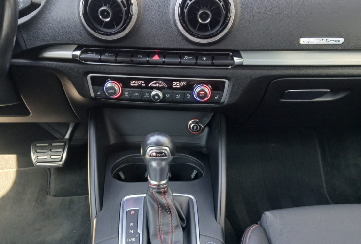 Audi S3 SPORTBACK 2.0 tfsi quattro 300 cv gris daytona