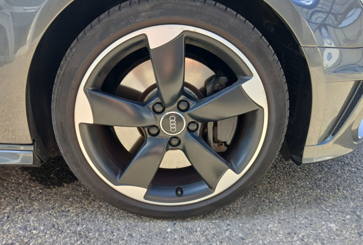 Audi S3 SPORTBACK 2.0 tfsi quattro 300 cv gris daytona