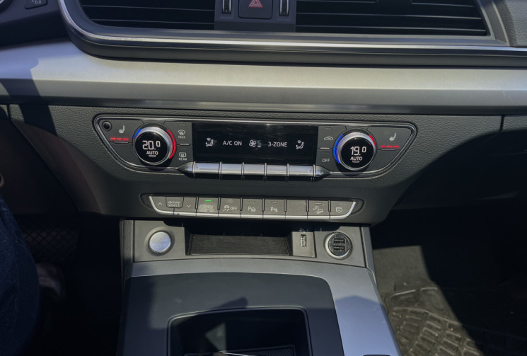 Audi Q5 35 Tdi 163 ch S tronic 7 Finition Design VirtualCockpit origine France