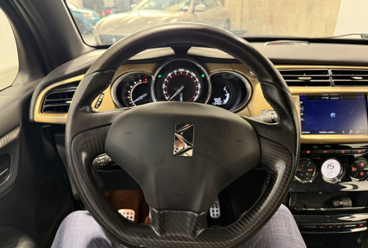 DS DS 3 PERFORMANCE BLACK SPECIAL 1.6 THP (moteur à chaine) 208cv 
