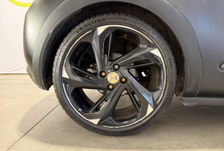 DS DS 3 PERFORMANCE BLACK SPECIAL 1.6 THP (moteur à chaine) 208cv 