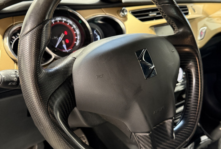 DS DS 3 PERFORMANCE BLACK SPECIAL 1.6 THP (moteur à chaine) 208cv 