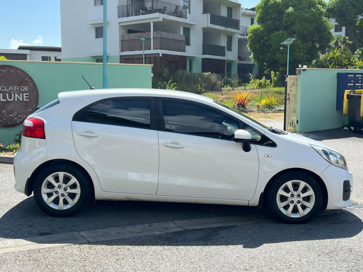 Kia RIO III (IH) Phase 2 5 Portes 1.1 CRDi 12V 75 cv
