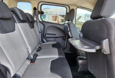 Ford Tourneo Courier 1.5 TDCi COMBI COURT 95 / 5 PLACES / TRES BON ETAT / DISTRI NEUVE 