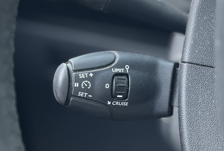 Citroën C3 1.6 hdi 100cv Feel / Factures d'entretien / Distribution Neuve / 2ème Main