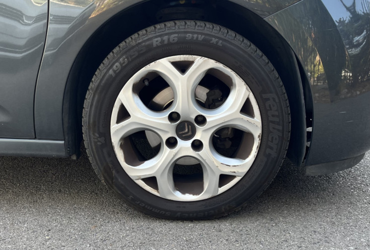 Citroën C3 1.6 hdi 100cv Feel / Factures d'entretien / Distribution Neuve / 2ème Main