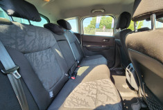 Peugeot 3008  1.6 HDi 112 / ENTRETIEN SUIVI / DISTRI OK / PNEU AV NEUFS