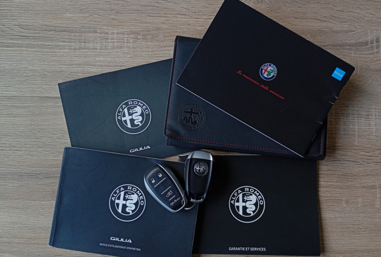 Alfa Romeo Giulia 2,0 MultiAir 200ch SPORT EDITION *Entretien complet avec factures