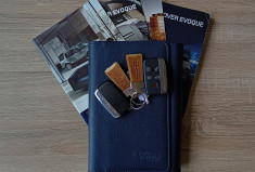 Land-Rover Range Rover Evoque  PRESTIGE 2,2 TD4 150 BVA - ATTELAGE / SON MERIDIAN