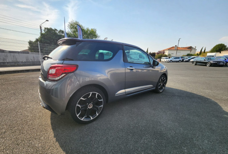 DS DS 3 1.6 HDI AIRDREAM 112 SPORT CHIC / DISTRI NEUVE / VIDANGE OK /