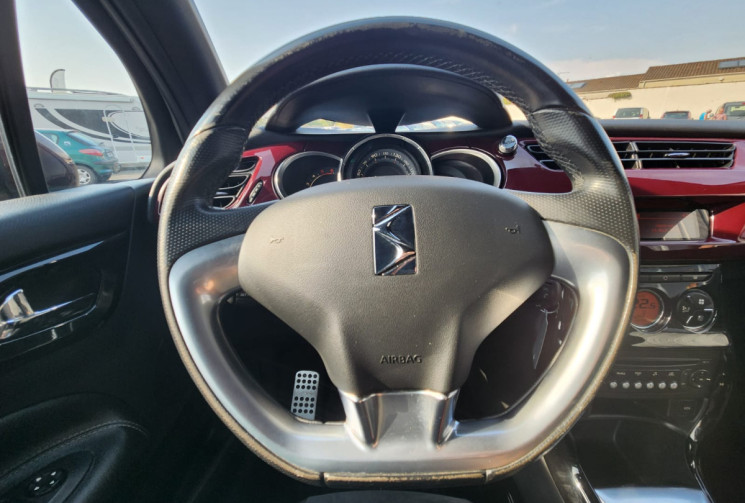 DS DS 3 1.6 HDI AIRDREAM 112 SPORT CHIC / DISTRI NEUVE / VIDANGE OK /