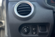 Citroën C3 Phase 2 / 1.4i 75ch