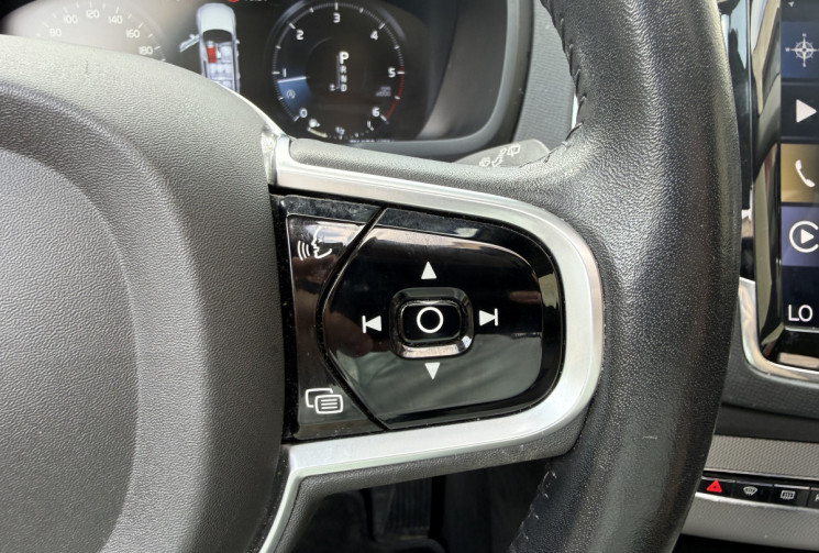 Volvo XC90 D4 190 INSCRIPTION GEARTRONIC 8 7 PLACES