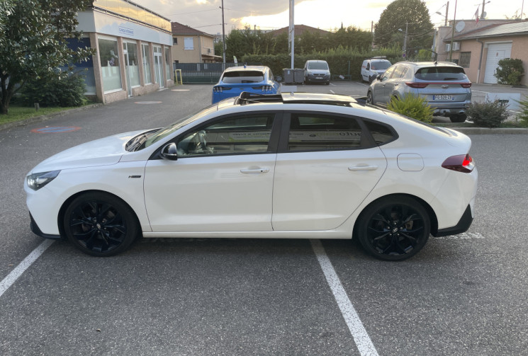 Hyundai i30 FASTBACK 1.4 T-GDI 140 DCT-7 N LINE / SUIVI COMPLET HYUNDAI / CARPLAY / TOIT OUVRANT