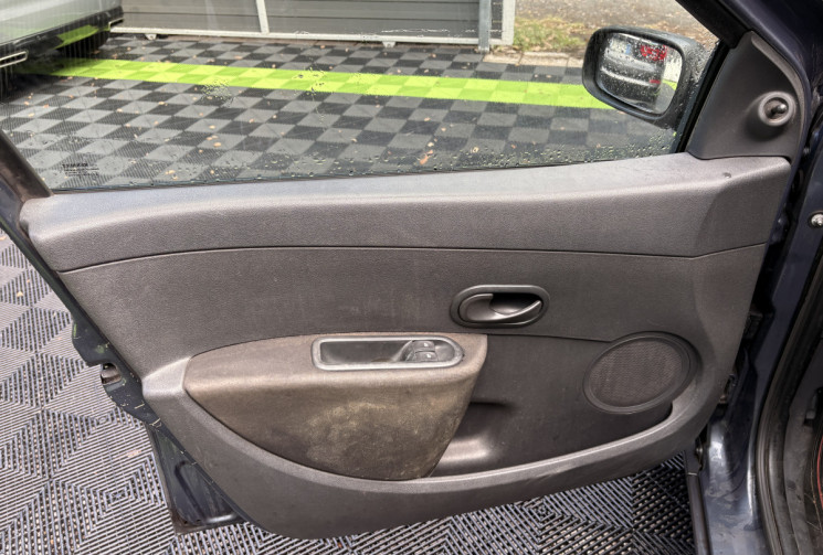 Renault Clio  1.5 DCI 70cv