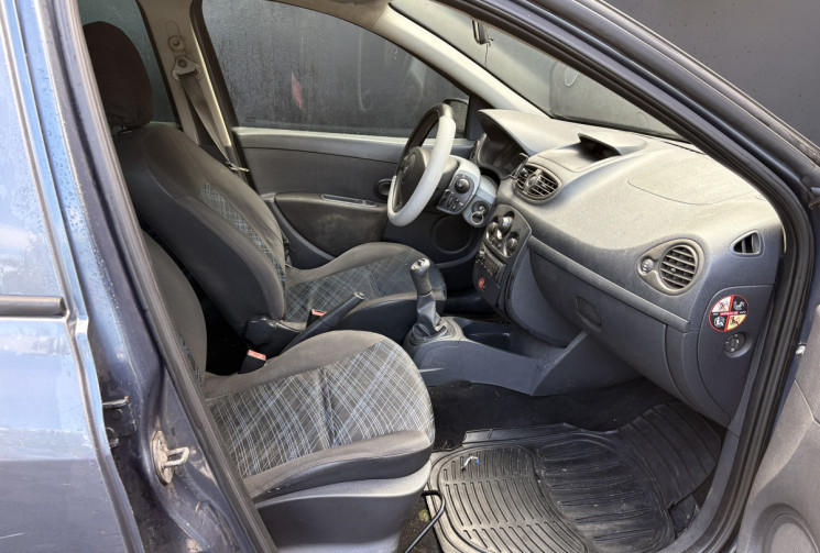 Renault Clio  1.5 DCI 70cv