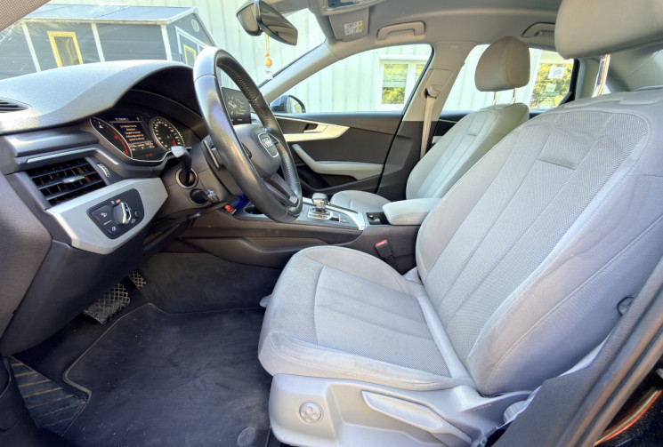 Audi A4 Limousine 2.0 TDI 150 ch Business Line -Apple Carplay-Entretiens OK-Garantie 12 Mois
