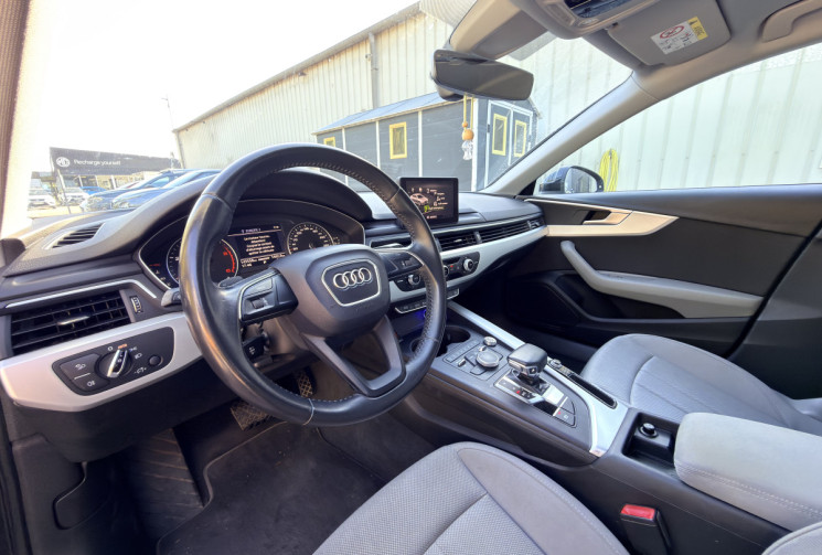 Audi A4 Limousine 2.0 TDI 150 ch Business Line -Apple Carplay-Entretiens OK-Garantie 12 Mois