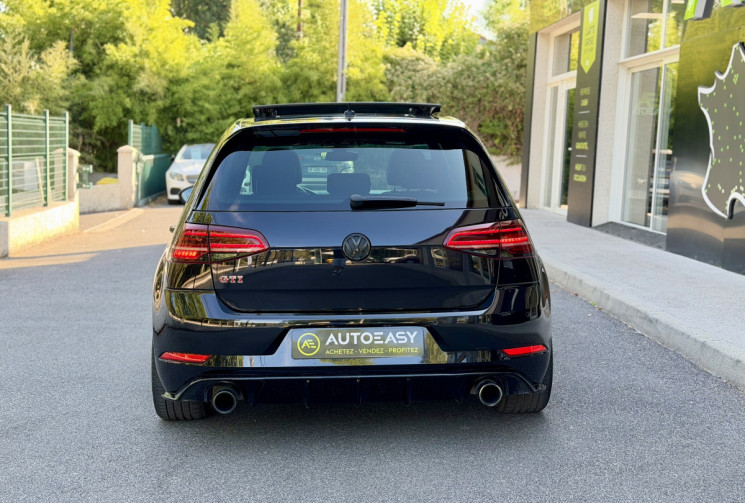 Volkswagen Golf 7.5 GTi Performance 2.0 TFSI 245 DSG7 / Toit ouvrant / Carplay / Eventuri