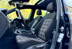 Volkswagen Golf 7.5 GTi Performance 2.0 TFSI 245 DSG7 / Toit ouvrant / Carplay / Eventuri