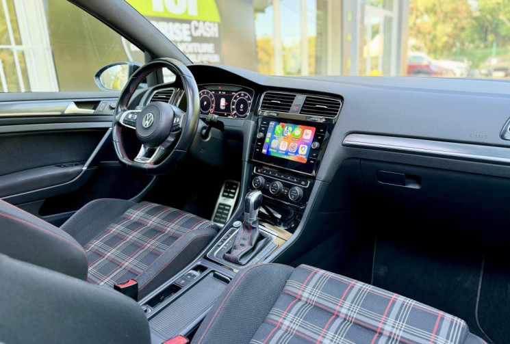 Volkswagen Golf 7.5 GTi Performance 2.0 TFSI 245 DSG7 / Toit ouvrant / Carplay / Eventuri
