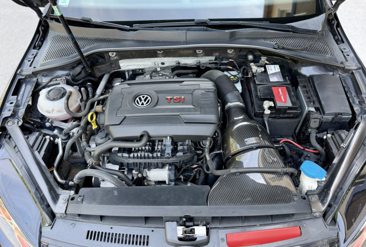Volkswagen Golf 7.5 GTi Performance 2.0 TFSI 245 DSG7 / Toit ouvrant / Carplay / Eventuri