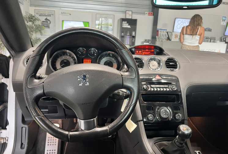 Peugeot RCZ 1.6 THP 156 CH BVM6