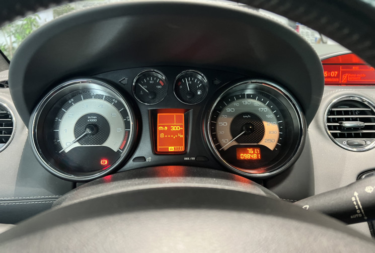 Peugeot RCZ 1.6 THP 156 CH BVM6