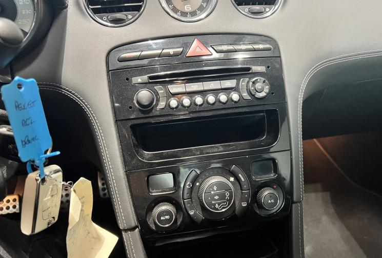 Peugeot RCZ 1.6 THP 156 CH BVM6