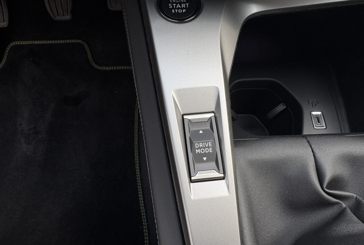 Peugeot 308 1.2 130 ALLURE PACK