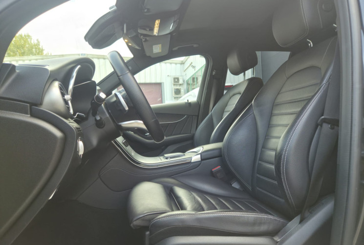 Mercedes GLC 300 EQ BOOST 258CH 4MATIC AMG LINE – TOIT PANO – HUD
