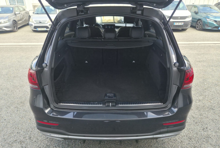 Mercedes GLC (X253) Phase 2 300 2.0 i EQ Boost 4MATIC 9G-TRONIC 258CV * AMG LINE 