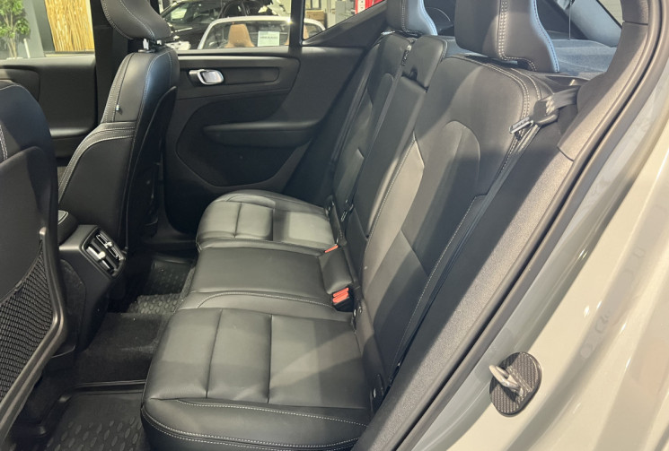 Volvo XC40 B3 163 CH ULTRA DCT 7 MILD HYBRID 