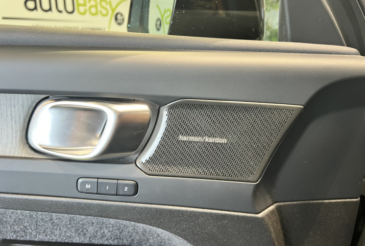 Volvo XC40 B3 163 CH ULTRA DCT 7 MILD HYBRID 