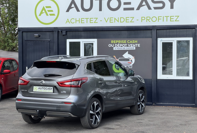 Nissan Qashqai Qasqai / 115 ch / 96500 km / caméra 360 / toit panoramique / sièges chauffants