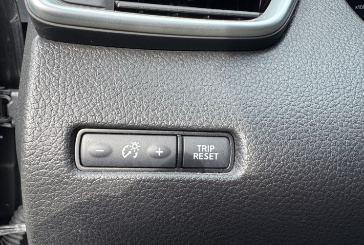 Nissan Qashqai Qasqai / 115 ch / 96500 km / caméra 360 / toit panoramique / sièges chauffants