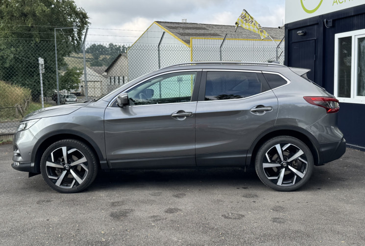 Nissan Qashqai Qasqai / 115 ch / 96500 km / caméra 360 / toit panoramique / sièges chauffants