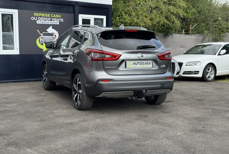 Nissan Qashqai Qasqai / 115 ch / 96500 km / caméra 360 / toit panoramique / sièges chauffants