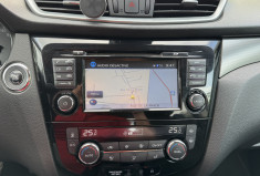 Nissan Qashqai Qasqai / 115 ch / 96500 km / caméra 360 / toit panoramique / sièges chauffants