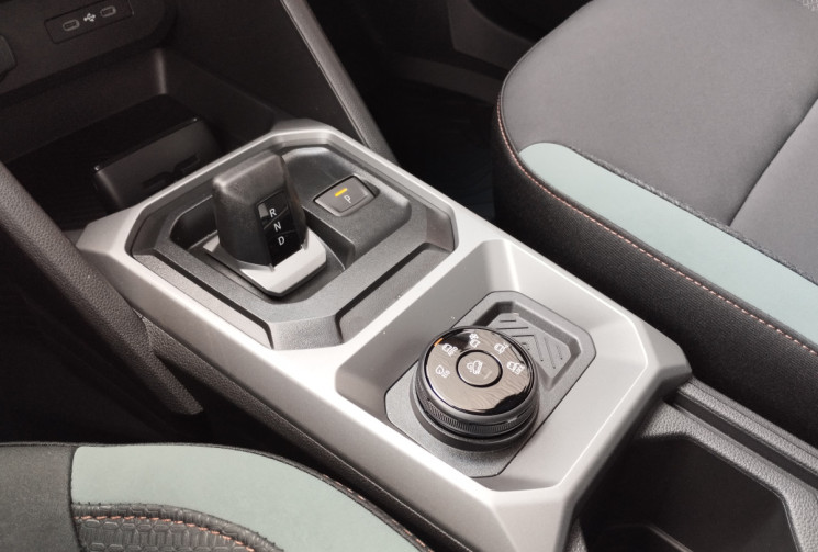 Dacia Duster 1.2 Hybrid-G 150 4x4 Extreme BVA *NEUF 2026