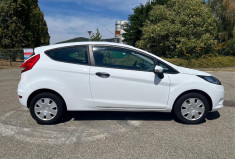 Ford Fiesta 1.25 60ch Ambiente  / Suivi entretien 