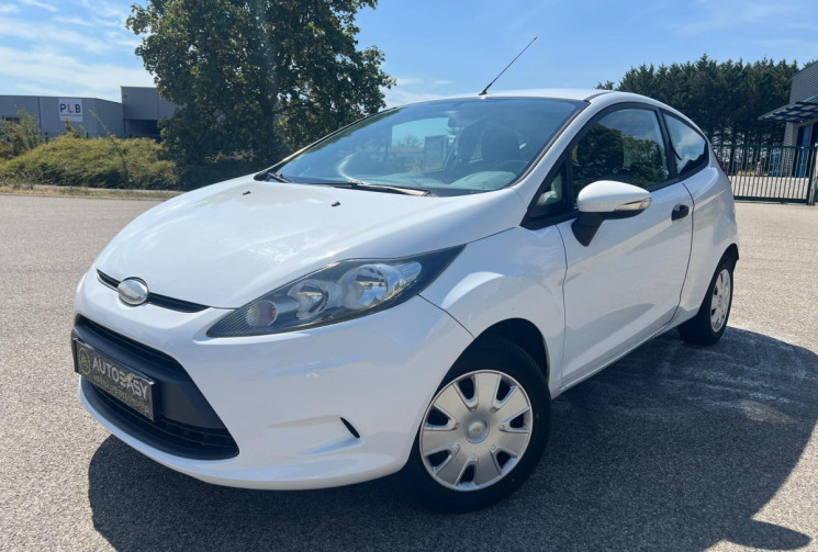 Ford Fiesta 1.25 60ch Ambiente  / Suivi entretien 