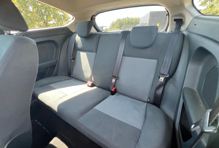 Ford Fiesta 1.25 60ch Ambiente  / Suivi entretien 