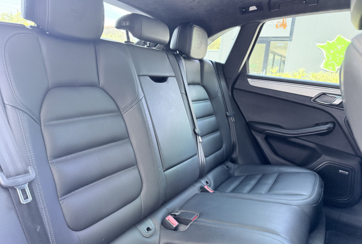 Porsche Macan TURBO 3.6 V6 400 PDK 