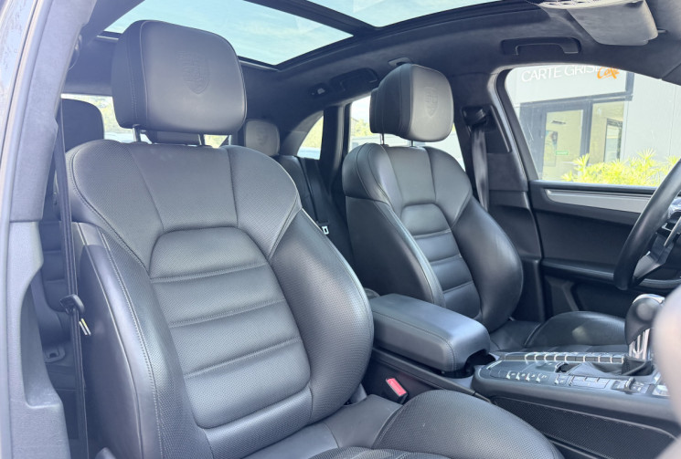 Porsche Macan TURBO 3.6 V6 400 PDK 